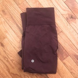 Lululemon in the flow capri